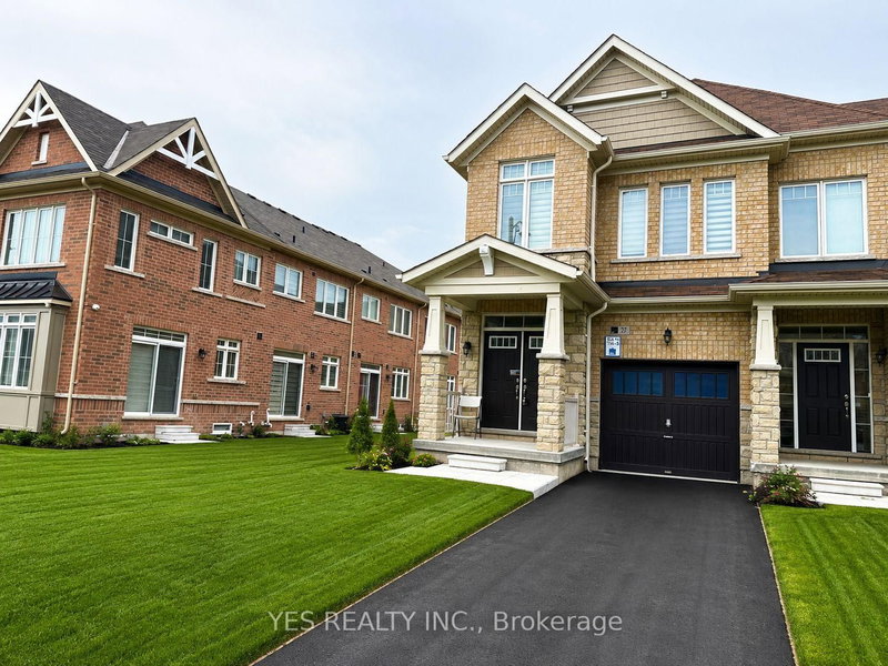 27 Royal Fern Crescent S