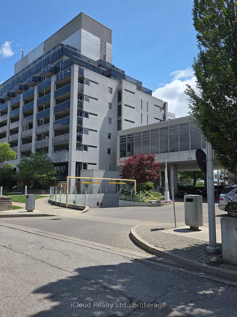 713 - 1040 The Queensway Avenue
