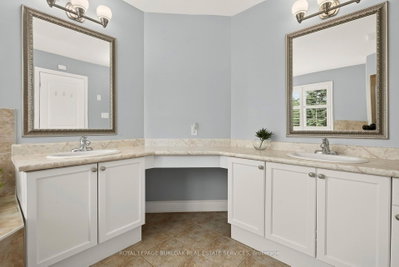215 Burloak Oakville,ON L6L 6T6 — Photo 28