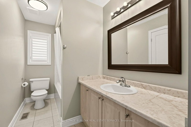 215 Burloak Oakville,ON L6L 6T6 — Photo 32
