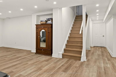 215 Burloak Oakville,ON L6L 6T6 — Photo 39