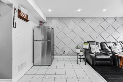 28 Mount Fuji Brampton,ON L6R 2L3 — Photo 17