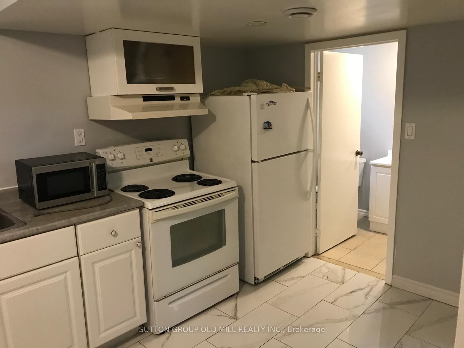 64 - 1563 Albion Road, Toronto 5