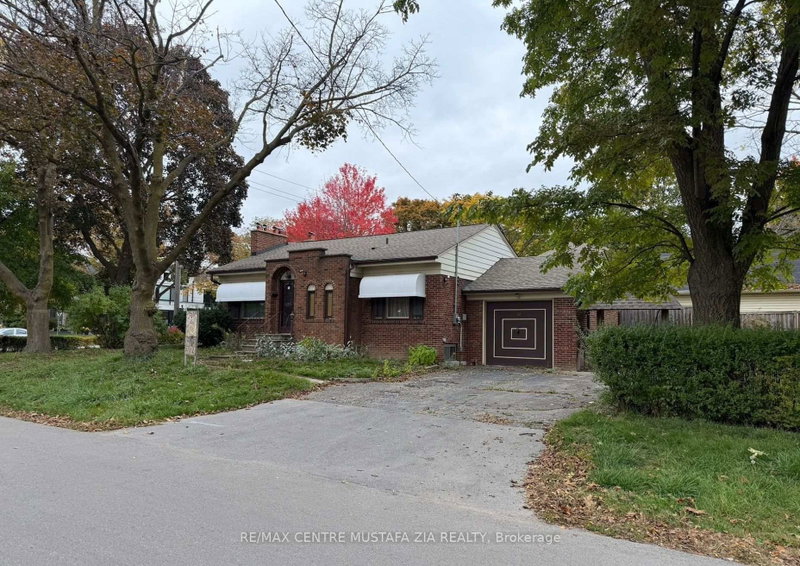 40 Ovida Avenue