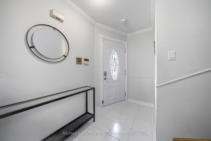 497 Luzon Crescent