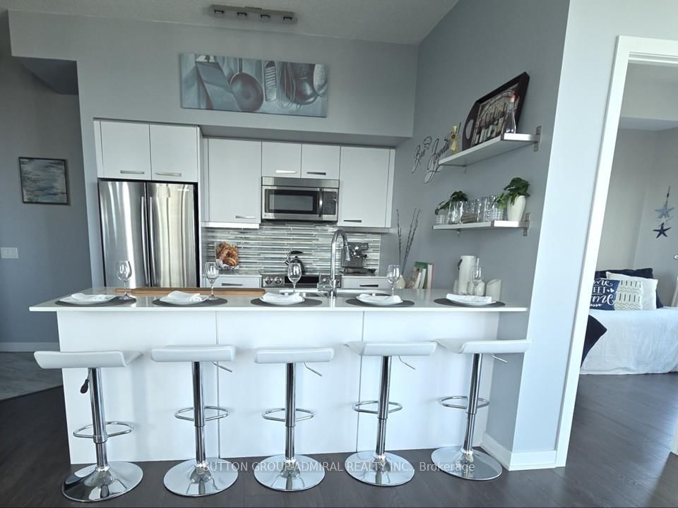 2212 Lake Shore Boulevard W • #1803 • Toronto, ON photo 6