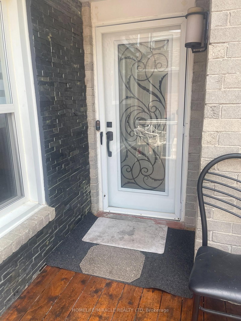 17 WAYNE NICOL Drive