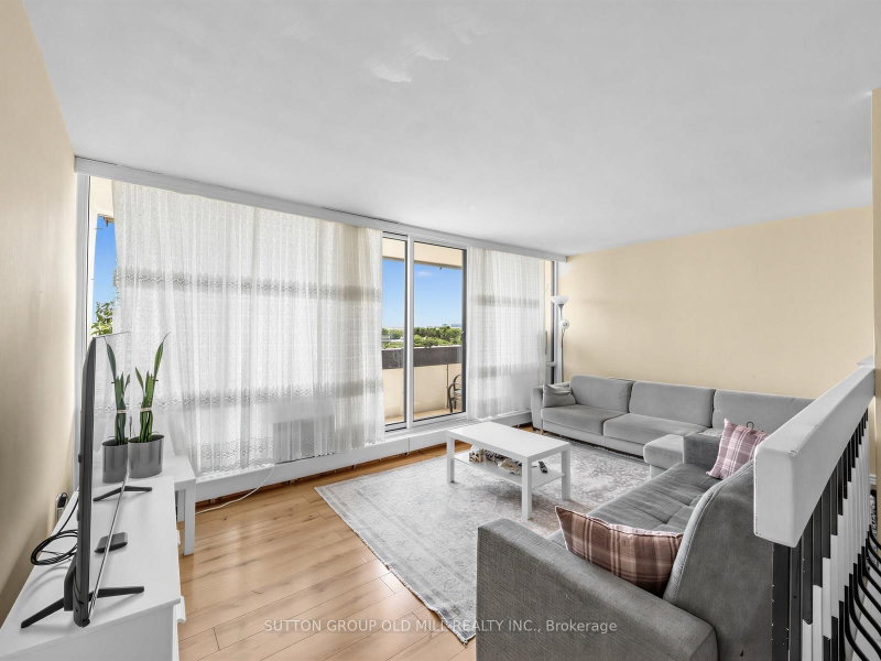 1001 - 455 Sentinel Road
