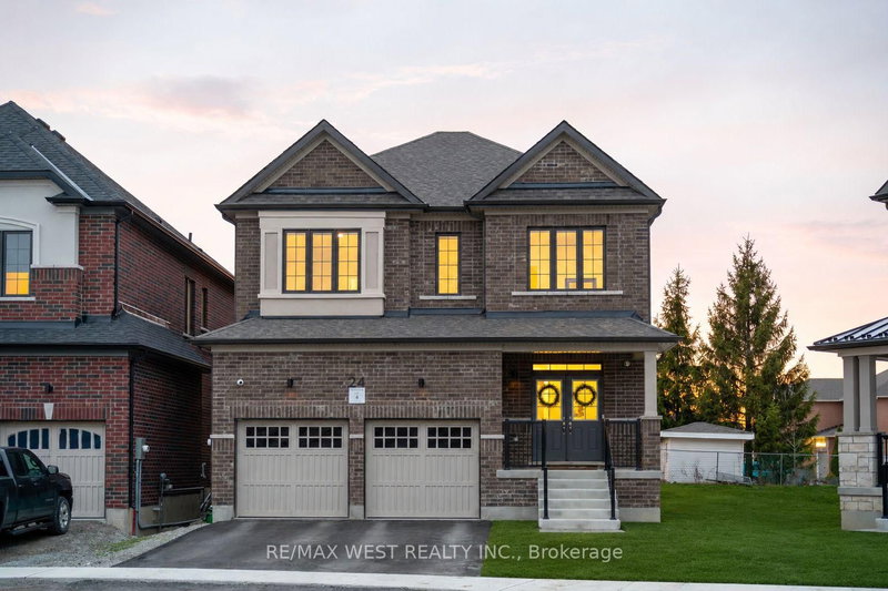 24 Hanton Crescent