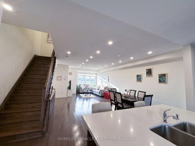 58 Fruitvale Circle • Brampton, ON photo 4