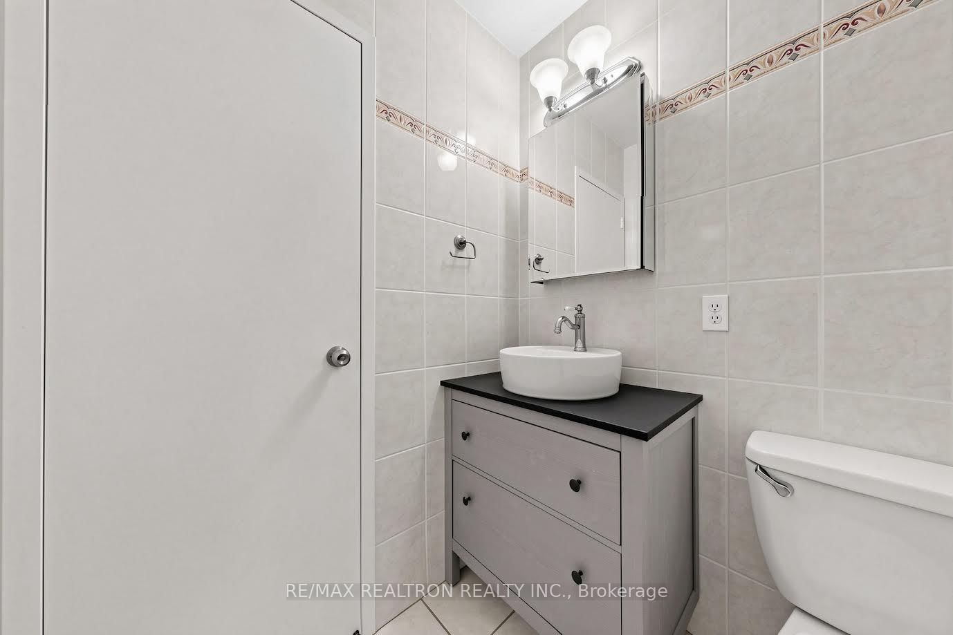 3145 Queen Frederica Drive • #706 • Mississauga, ON photo 11