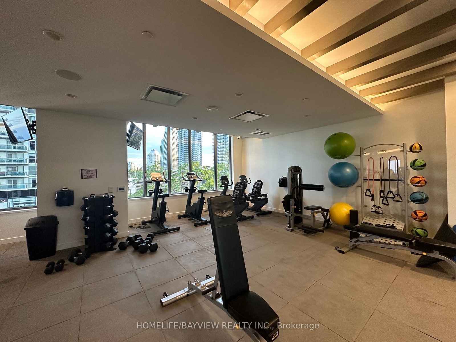 70 Annie Craig Drive • #MZ 01 • Toronto, ON photo 21