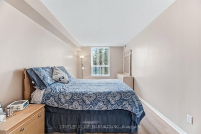135 Hillcrest Mississauga,ON L5B 4B1 — Photo 26
