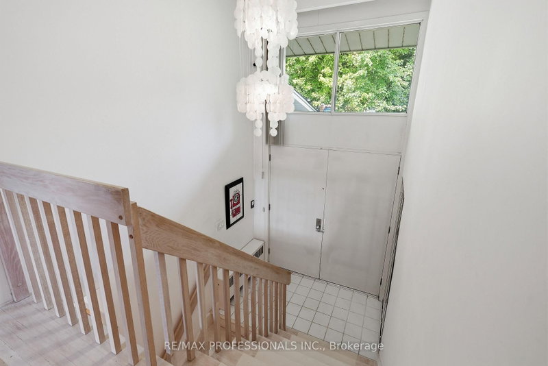 189 Edenbridge Drive