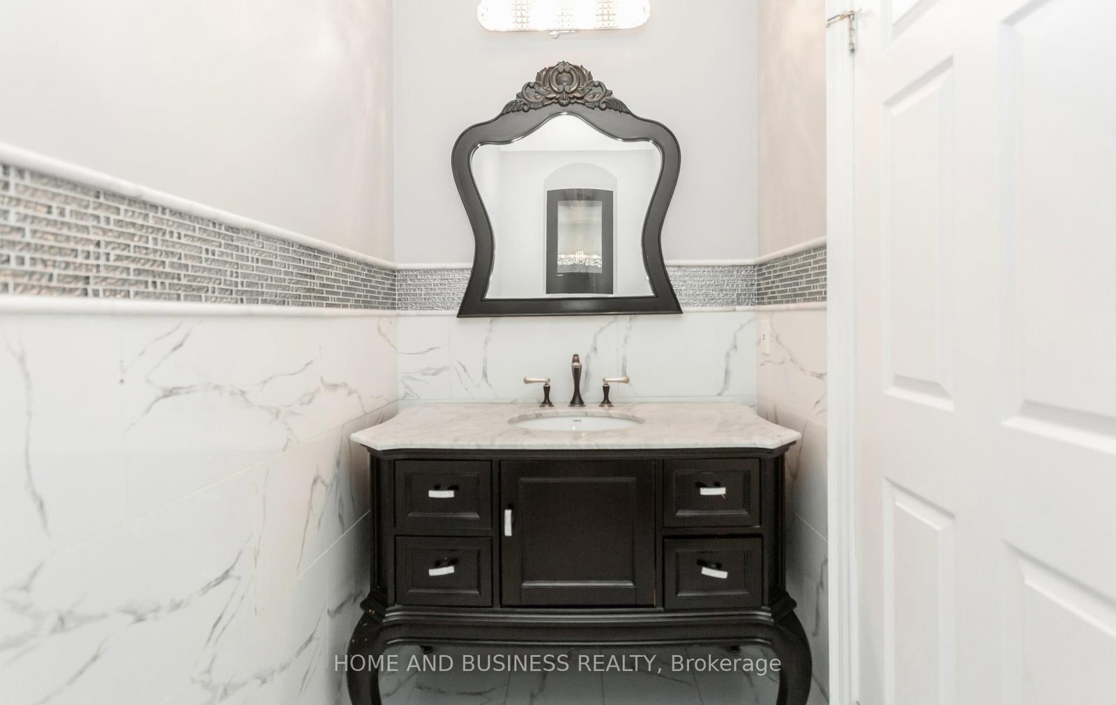 1755 Birchwood Dr, Mississauga, view 24