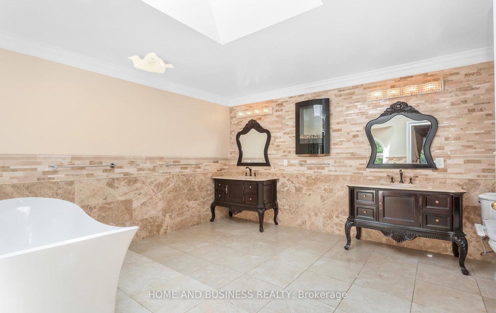 1755 Birchwood Dr, Mississauga, view 32