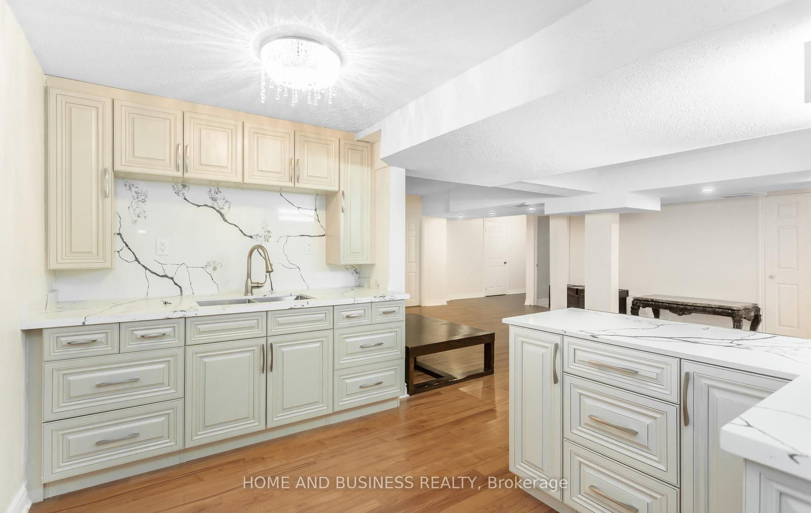 1755 Birchwood Dr, Mississauga, view 40