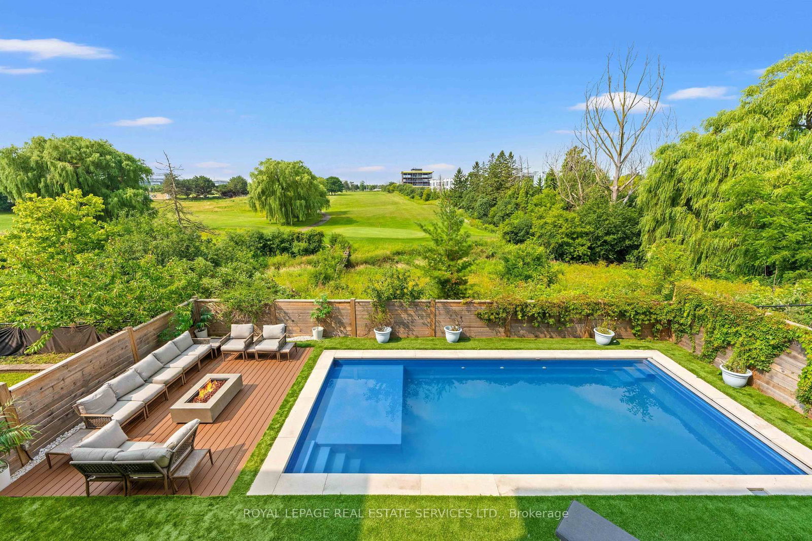 118 Coastline Drive • Brampton, ON photo 11
