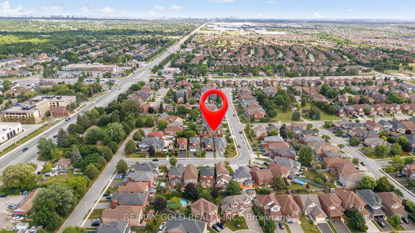 Detached House for sale at 18 Sundridge Street, Brampton, Ontario, L7A 1L3 - Snelgrove - MLS: W13619084