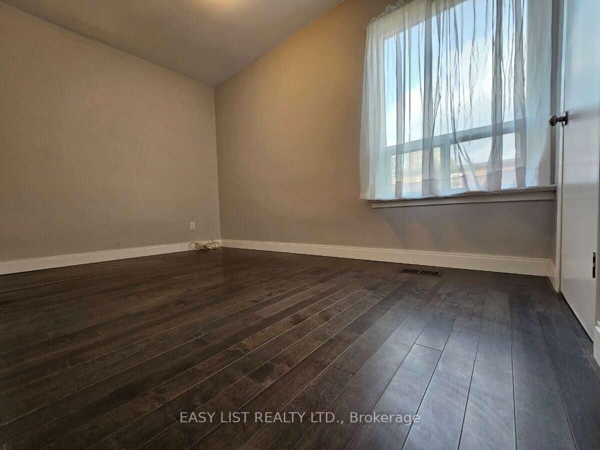 449 Pacific Avenue • Toronto, ON photo 15