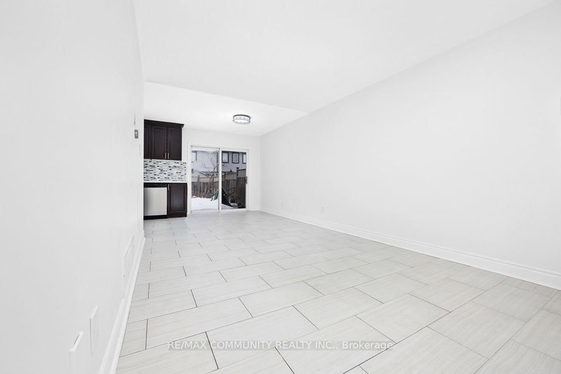 1049 Kennedy Circle