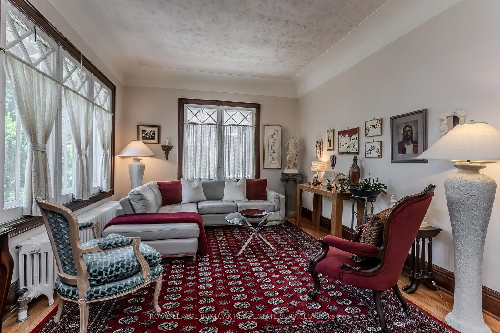 569 Locust Street • Burlington, ON photo 10