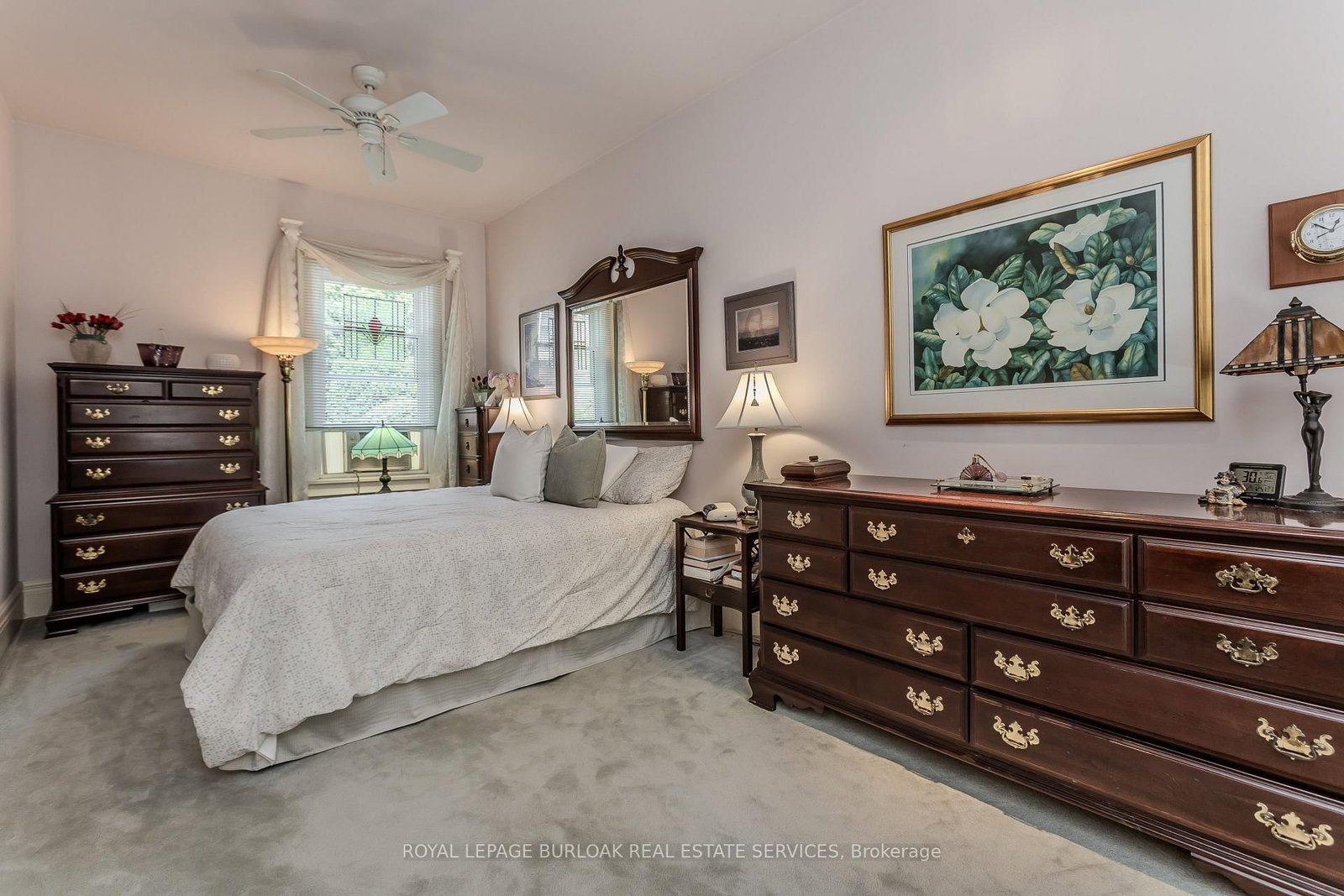 569 Locust Street • Burlington, ON photo 17