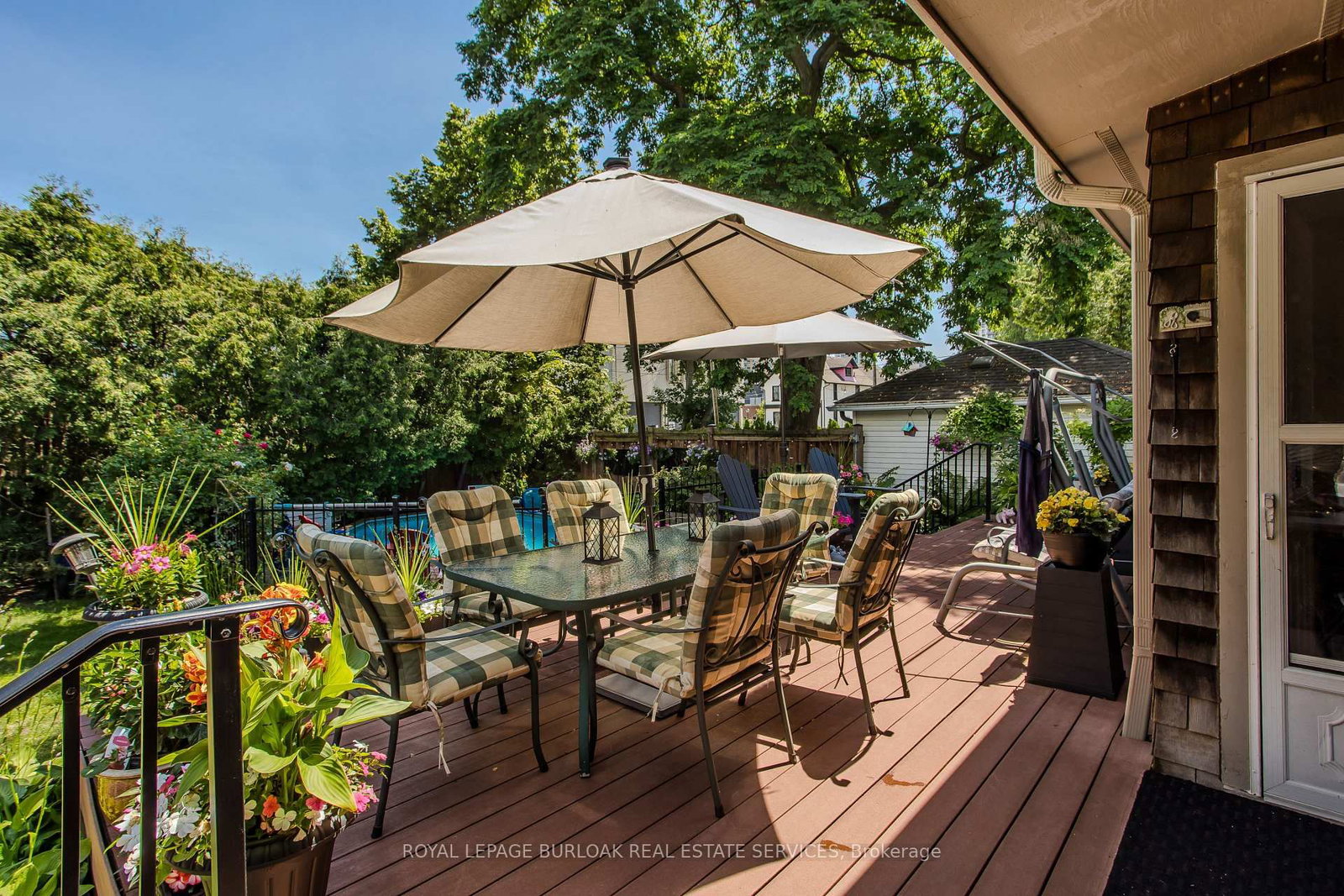 569 Locust Street • Burlington, ON photo 28