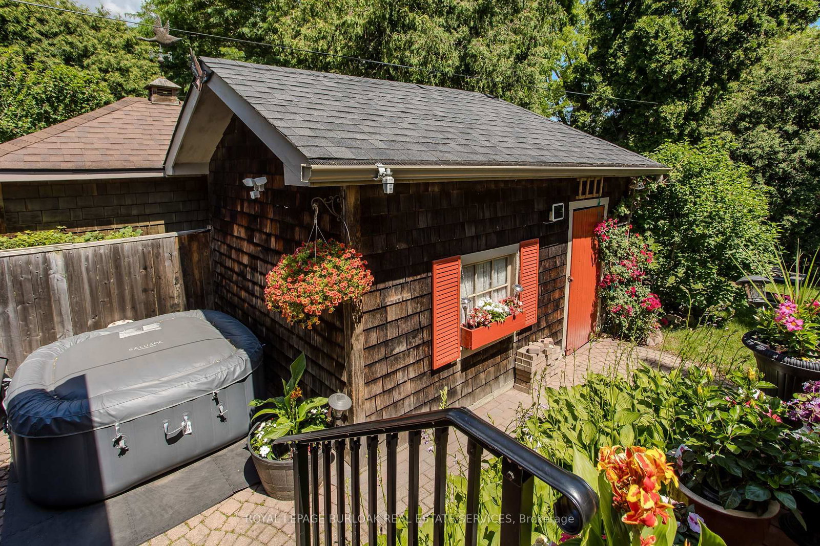 569 Locust Street • Burlington, ON photo 31