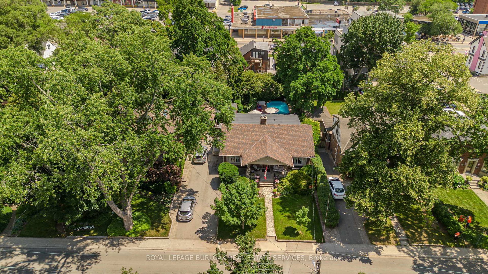 569 Locust Street • Burlington, ON photo 38
