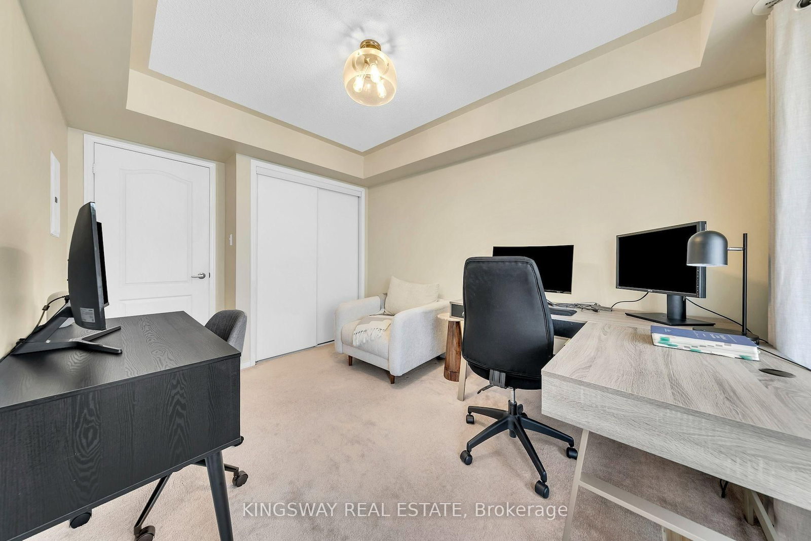 2557 Sixth Line W • #6 • Oakville, ON photo 11