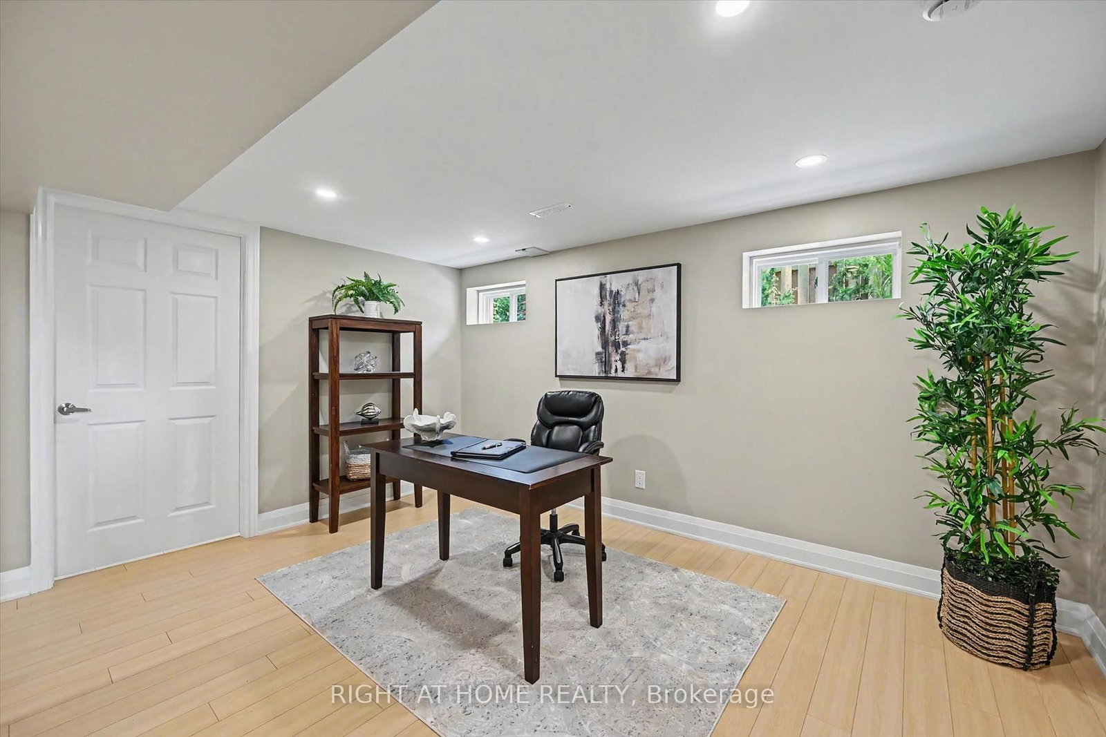 461 Withnell Crescent • Oakville, ON photo 27