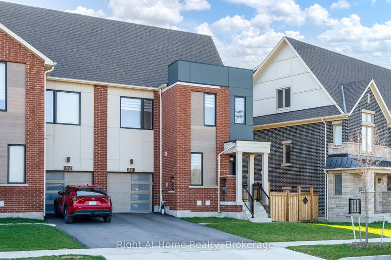 80 Settlers Road E