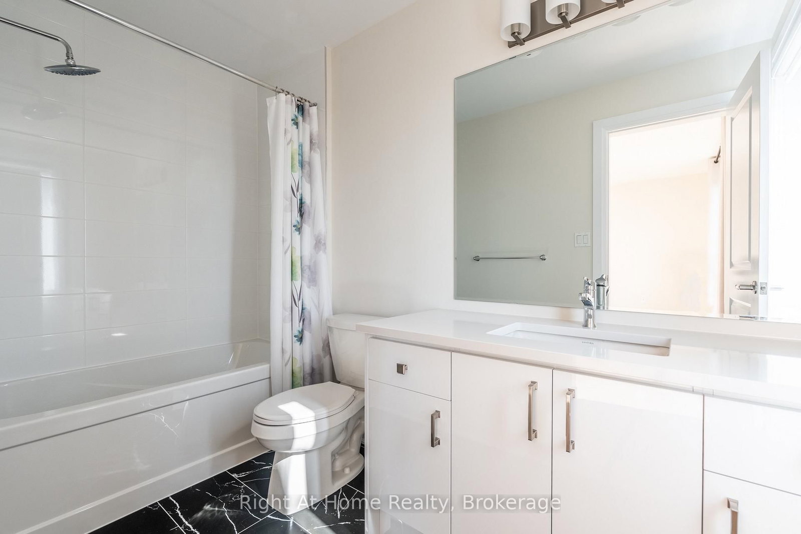 80 Settlers Oakville,ON L6H 0Y8 — Photo 39