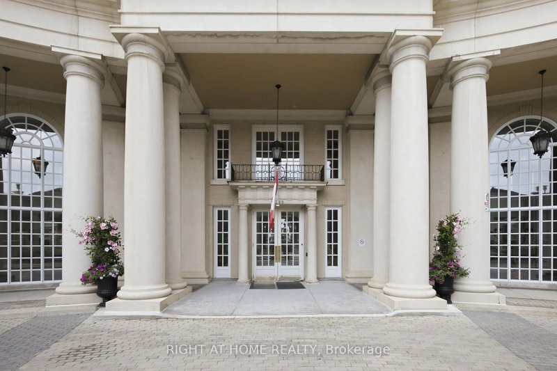 312 - 2285 Lake Shore Boulevard W