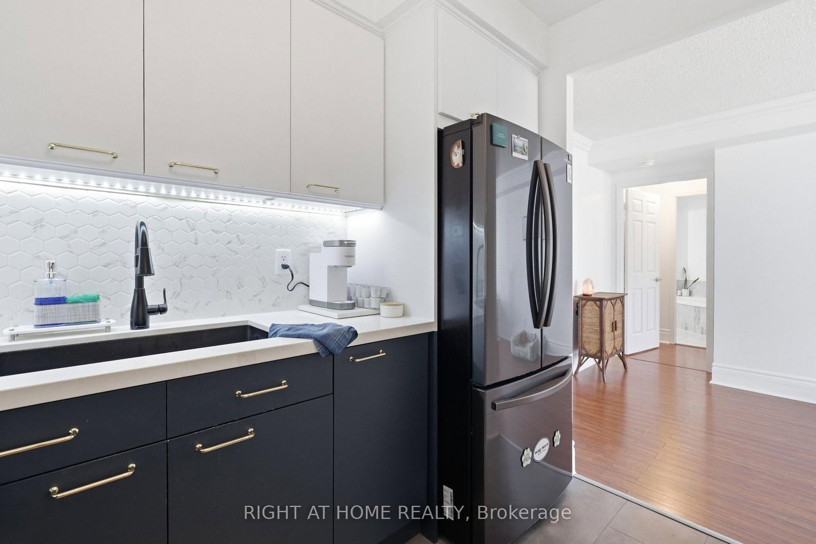 2285 Lake Shore Boulevard W • #312 • Toronto, ON photo 11
