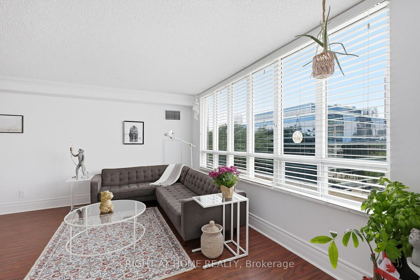 2285 Lake Shore Boulevard W • #312 • Toronto, ON photo 6
