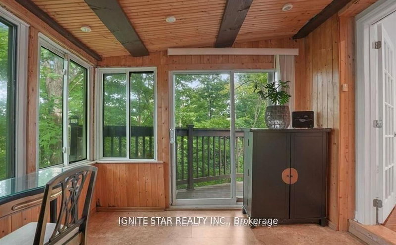 1136 Bronte Road