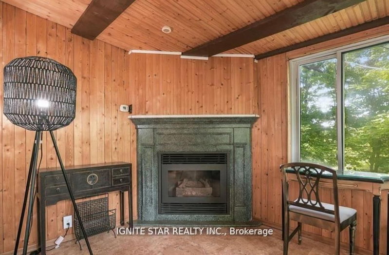 1136 Bronte Road