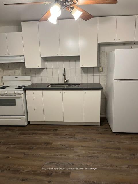 2 - 1746A Eglinton Avenue W, Toronto 3