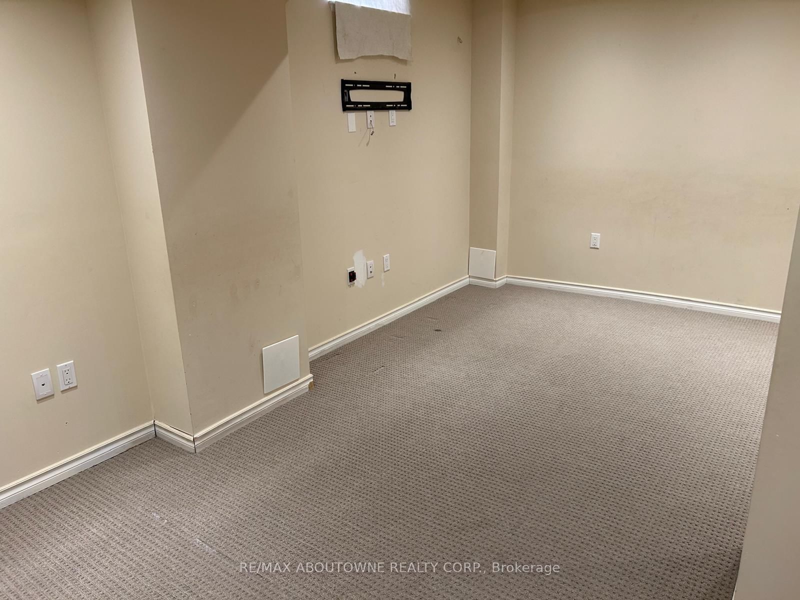 2473 Lazio Lane • Oakville, ON photo 38