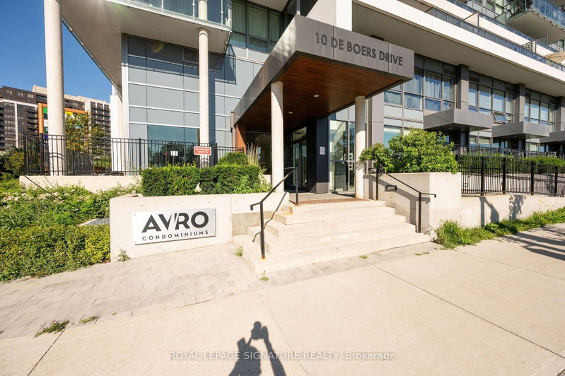 710 - 10 De Boers Drive