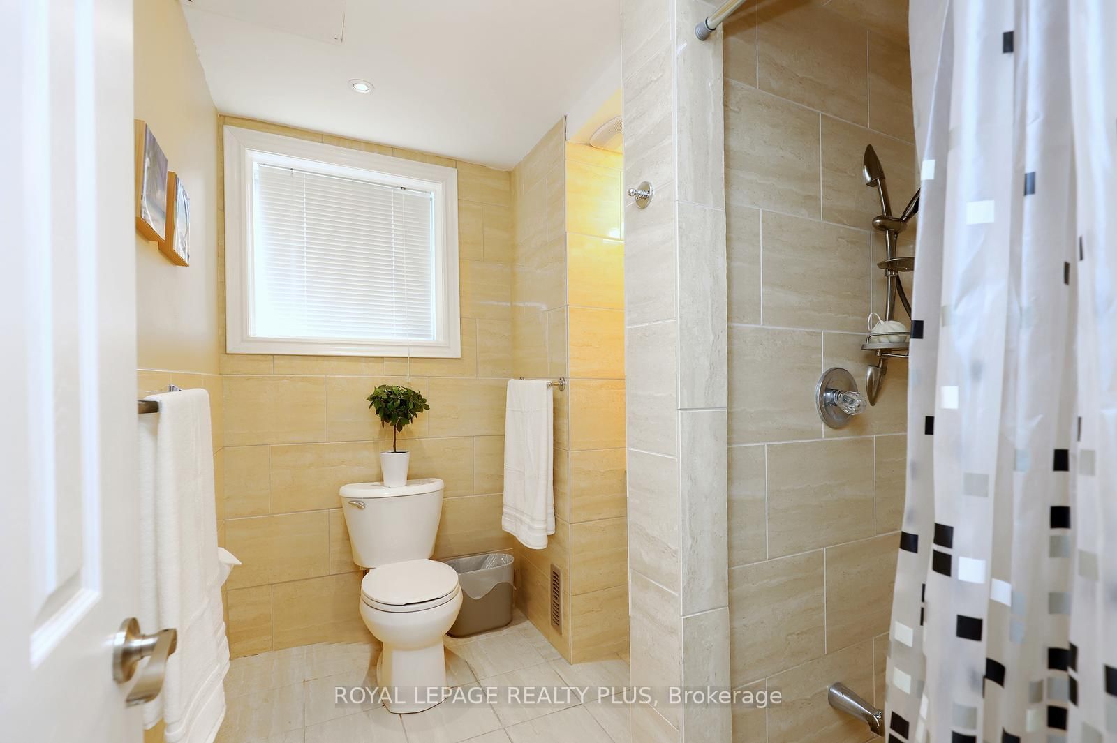 2694 Truscott Drive • Mississauga, ON photo 23