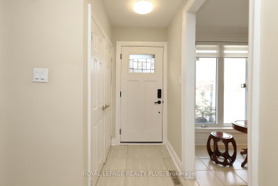 2694 Truscott Drive • Mississauga, ON photo 5
