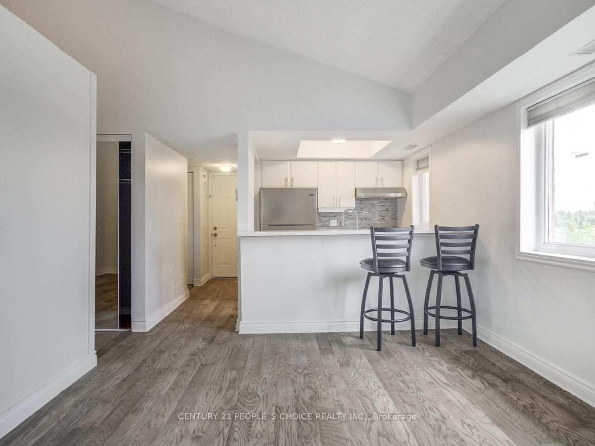 119 Bristol Mississauga,ON L4Z 3P6 — Photo 10