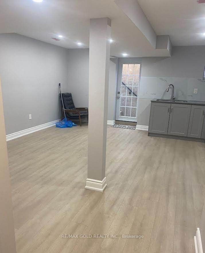 Bsmt - 316 Albright Road, Brampton 4
