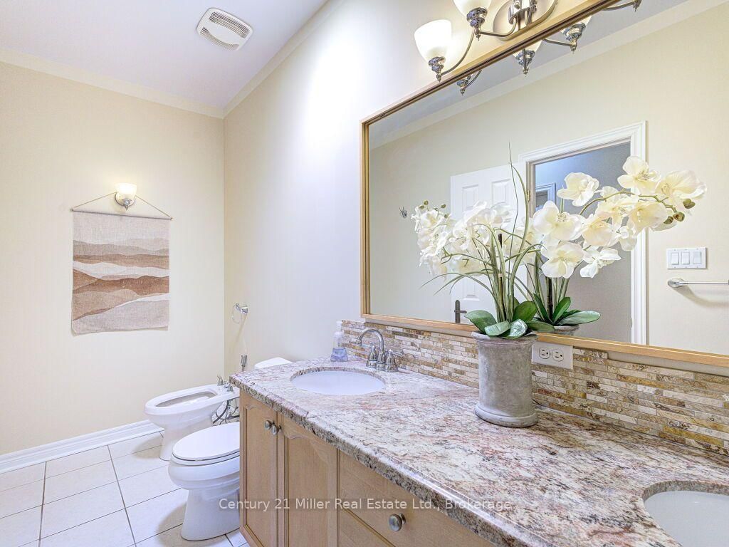 1169 Dorval Drive • #19 • Oakville, ON photo 25