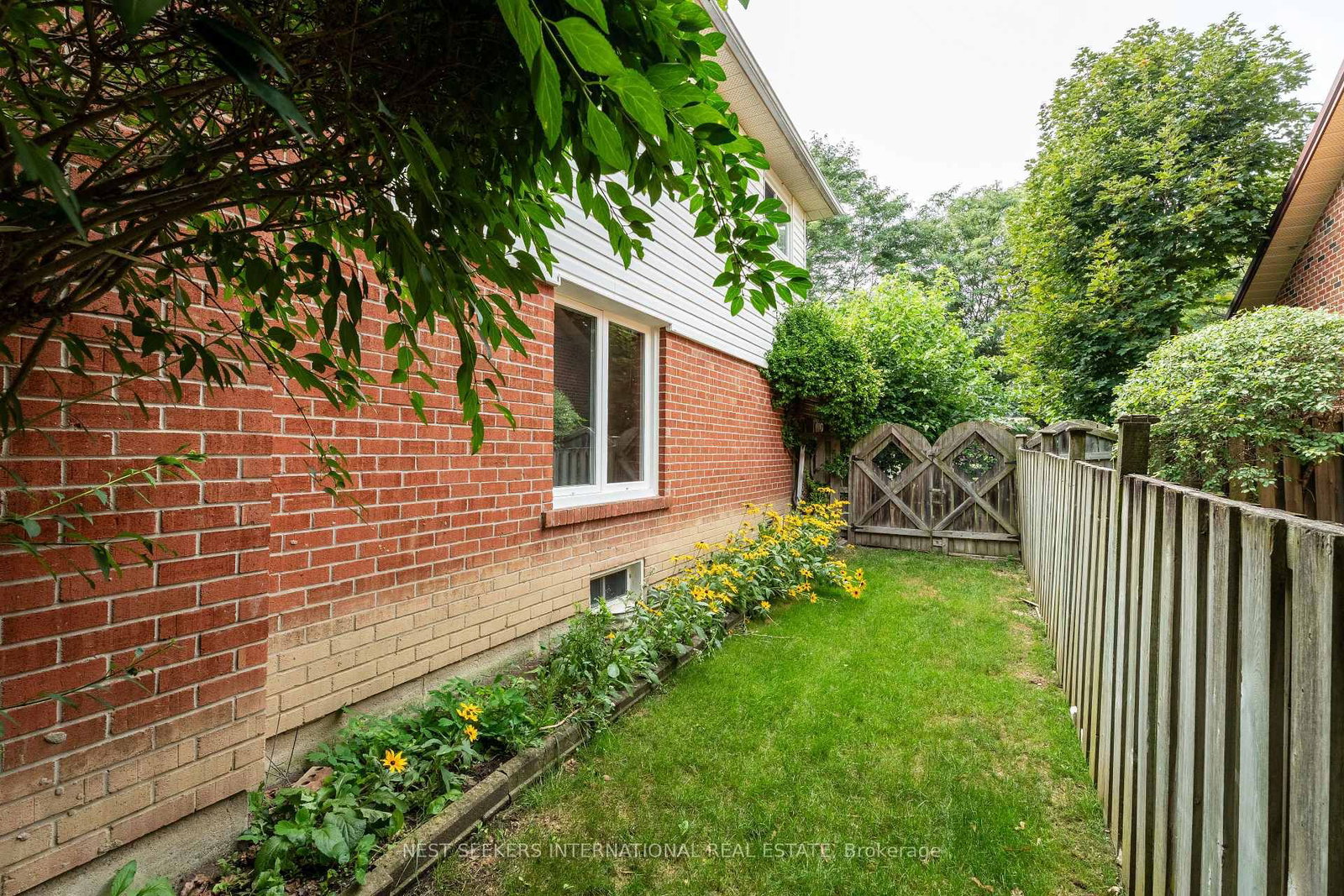 10 Lennox Court • Brampton, ON photo 35