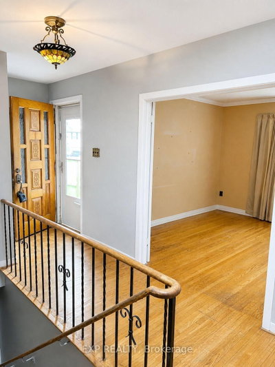 79 Dorset Drive • Brampton, ON photo 3