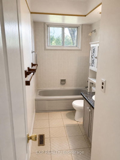 79 Dorset Drive • Brampton, ON photo 9